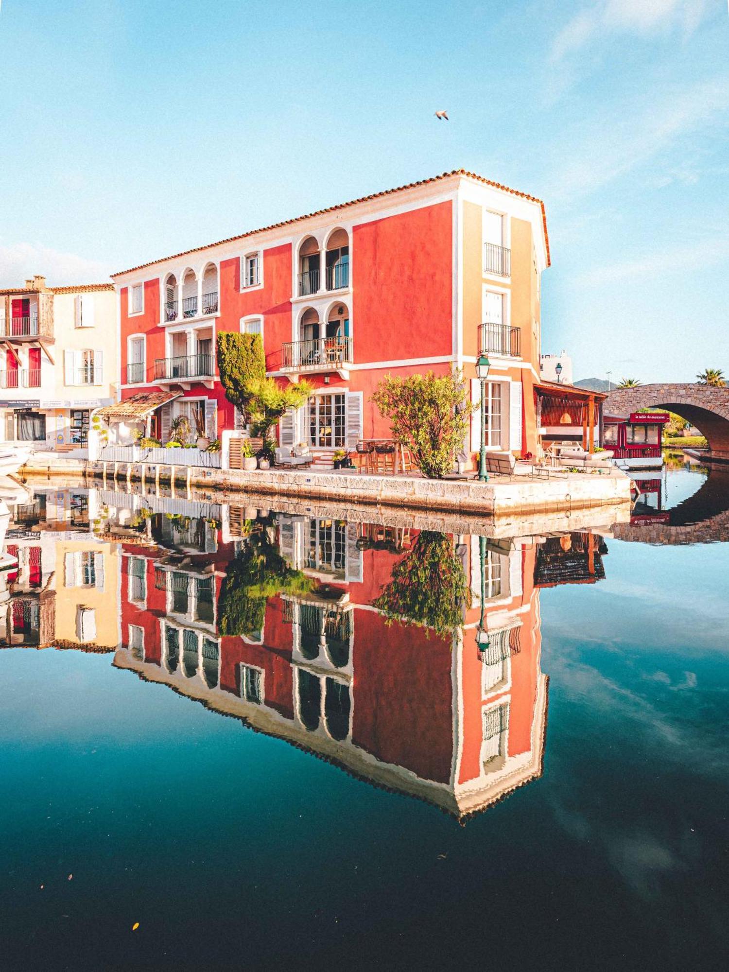 Le Suffren Hotel Grimaud Bagian luar foto