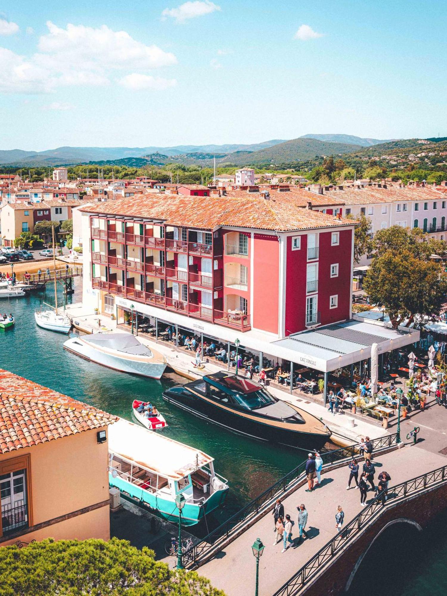 Le Suffren Hotel Grimaud Bagian luar foto