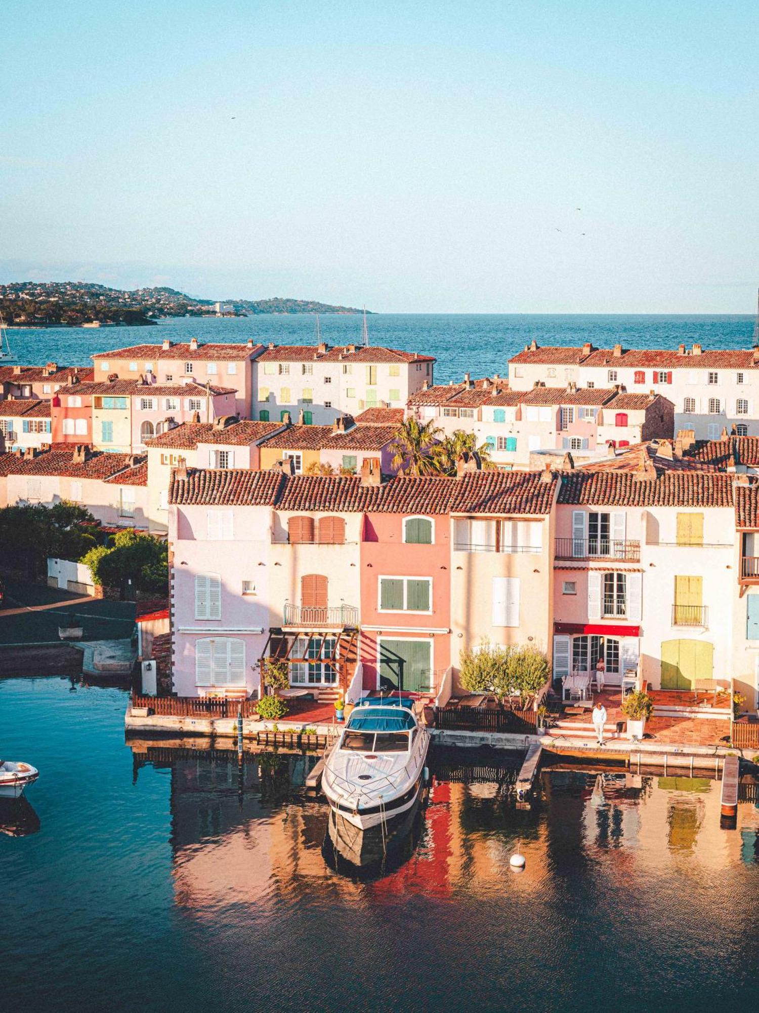 Le Suffren Hotel Grimaud Bagian luar foto