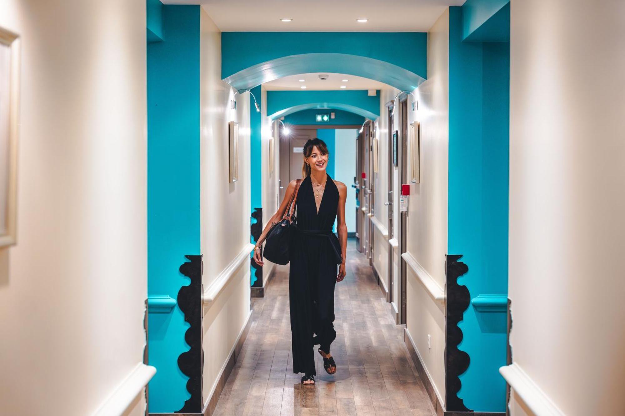 Le Suffren Hotel Grimaud Bagian luar foto