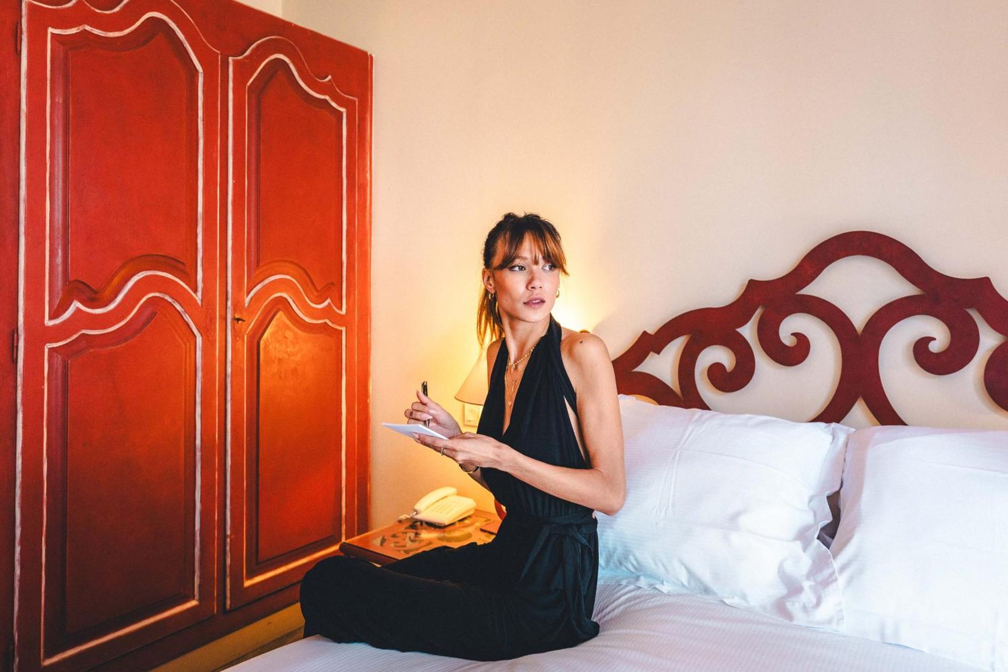 Le Suffren Hotel Grimaud Bagian luar foto