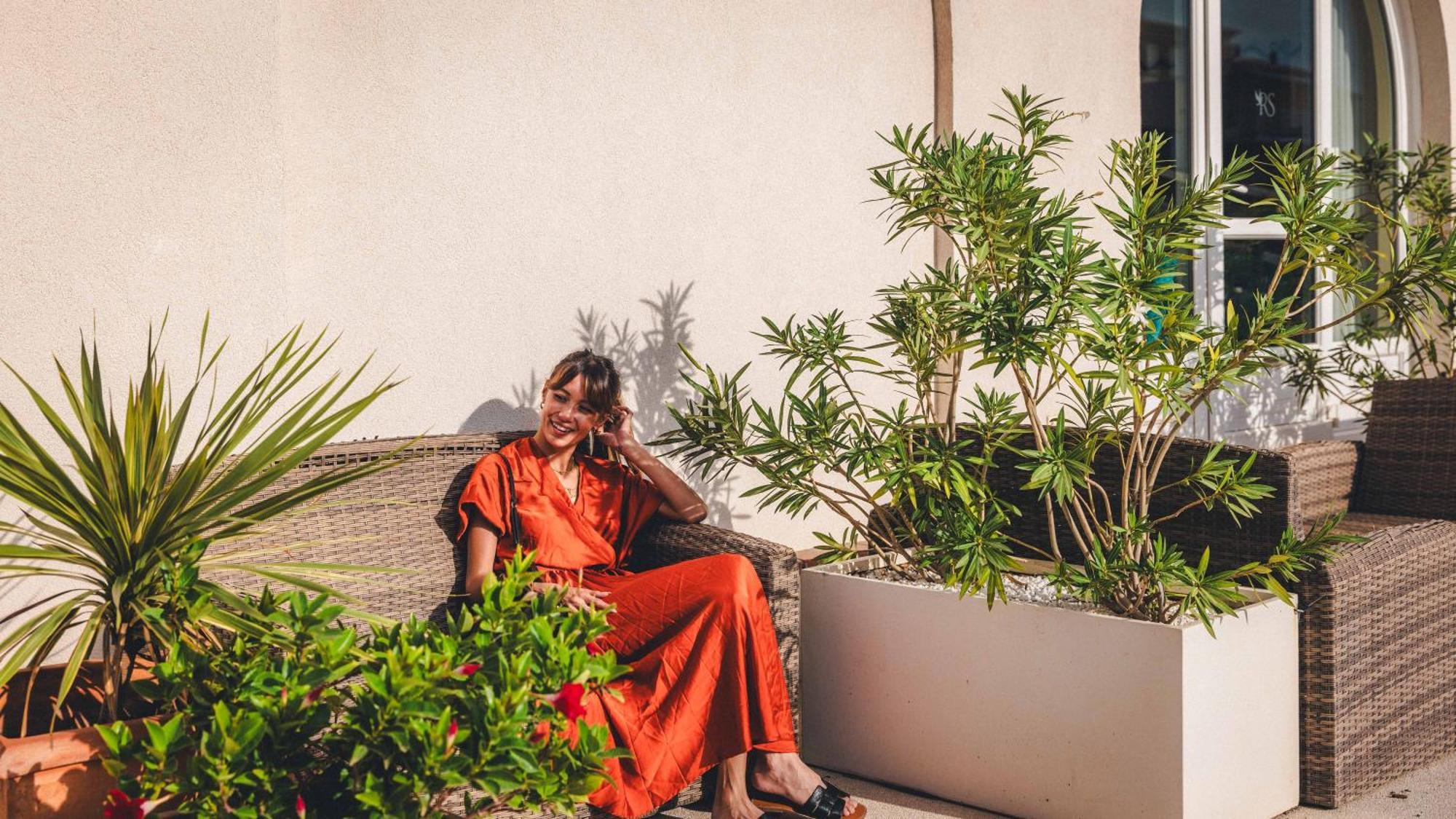 Le Suffren Hotel Grimaud Bagian luar foto